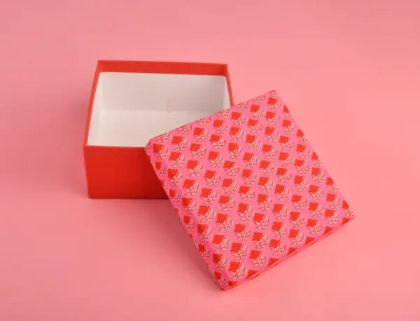 Verth Handmade Fabric Gift Box